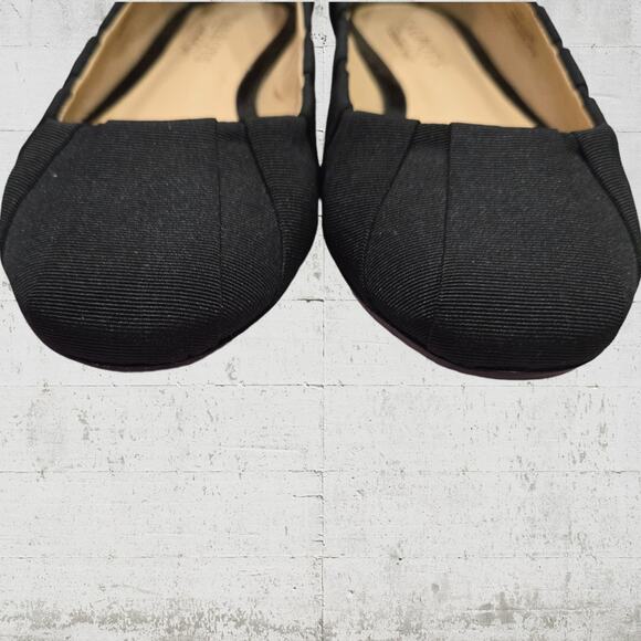 Talbots Black Canvas Almond Toe Slip On Pleated Classic Ballet Flats Size 6 - Picture 3 of 13